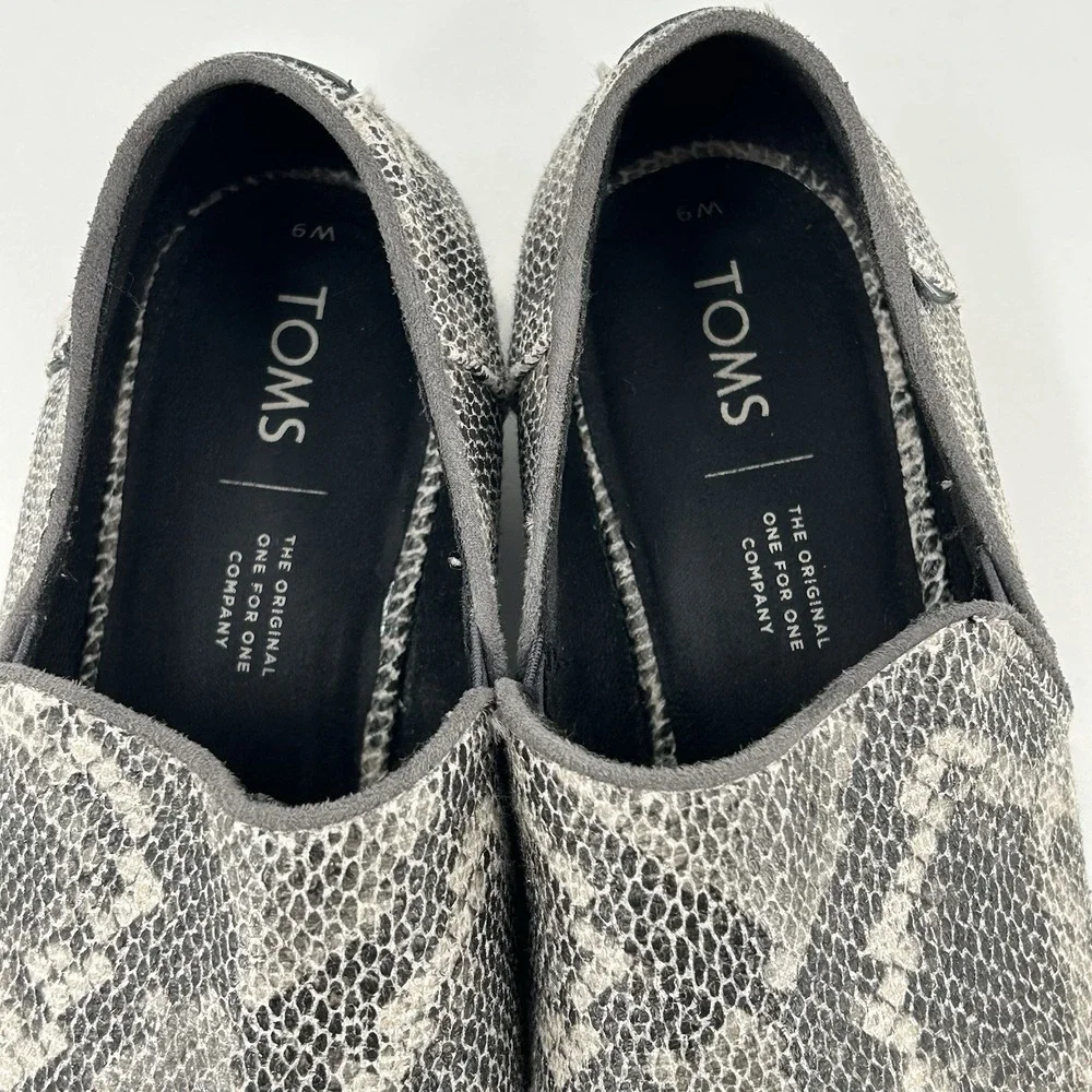 Toms lightweight slip
